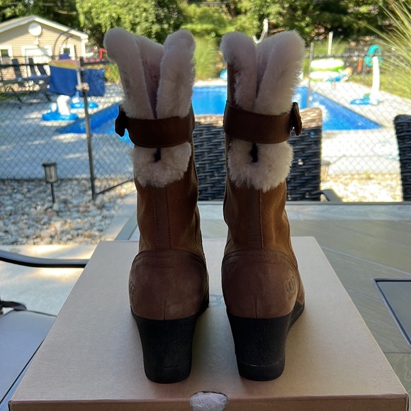 UGG Edelman Cuff Wedge Waterproof Boots - Picture 7 of 10